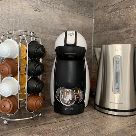 公寓 Modernes 1-zimmer-apartment Mit Kueche, Parkplatz, Kostenfreiem Wlan Und Netflix