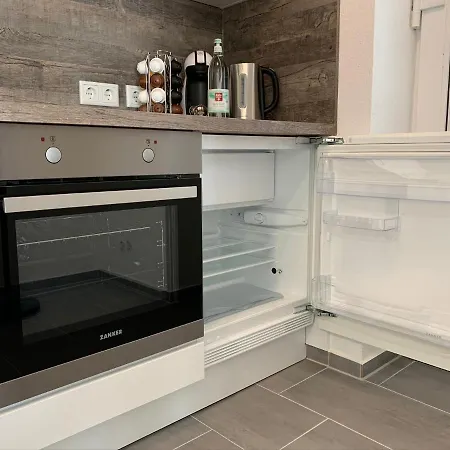 Modernes 1-zimmer-apartment Mit Kueche, Parkplatz, Kostenfreiem Wlan Und Netflix 巴德索登萨蒙特