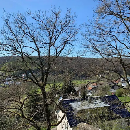 Modernes 1-zimmer-apartment Mit Kueche, Parkplatz, Kostenfreiem Wlan Und Netflix 公寓 *